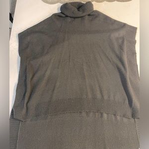 Brand: New York & Co Women’s High Low Oversized Sweater color: Black